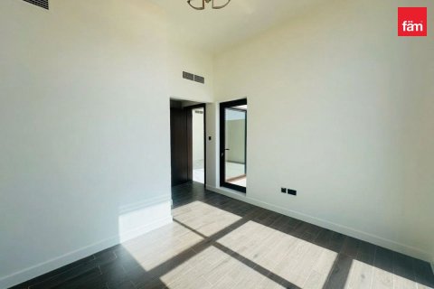 Townhouse in Dubai 4 bedrooms, 187.3 sq.m. № 135190 - photo 17