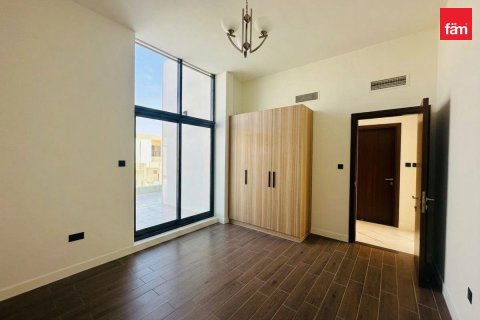 Townhouse in Dubai 4 bedrooms, 187.3 sq.m. № 135190 - photo 15