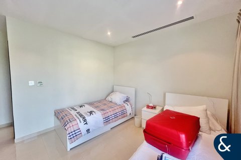 Villa in District 16, Jumeirah Village Circle, Dubai 3 bedrooms, 686 sq.m. № 98646 - photo 12