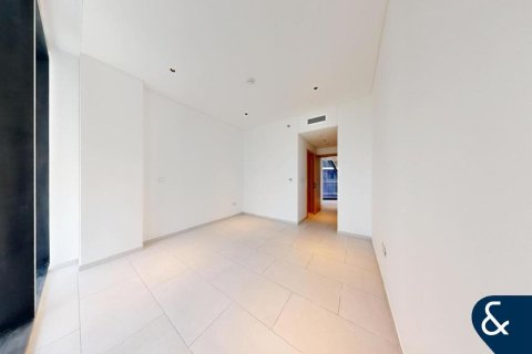 Apartment in Marquise Square Tower, Business Bay, Dubai 2 bedrooms, 142 sq.m. № 98649 - photo 22