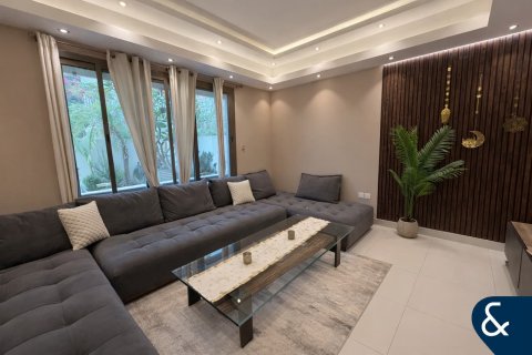 Adosado en Noor Townhouses, Town Square, Dubai, 3 dormitorios, 185 m², № 98658