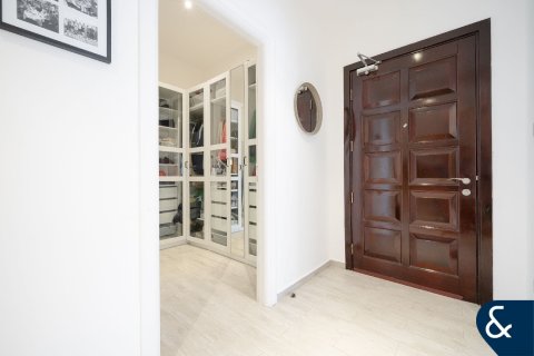 Villa en The Springs, Dubai, 2 dormitorios, 157 m², № 98648 - foto 9