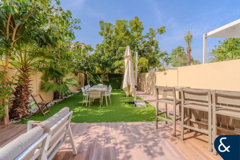 Villa en The Springs, Dubai, 2 dormitorios, 157 m², № 98648 - foto 25