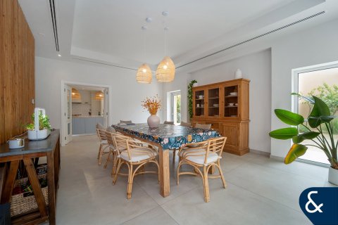 Villa in Arabian Ranches, Dubai 7 bedrooms, 693 sq.m. № 98651 - photo 4
