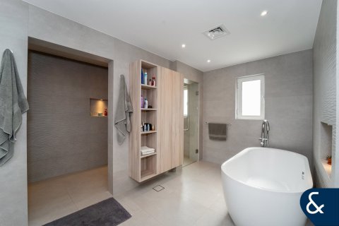 Villa in Arabian Ranches, Dubai 7 bedrooms, 693 sq.m. № 98651 - photo 17