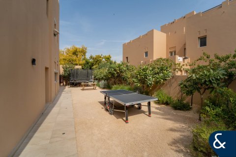 Villa in Arabian Ranches, Dubai 7 bedrooms, 693 sq.m. № 98651 - photo 24