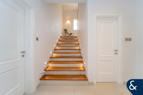 Villa in Arabian Ranches, Dubai 7 bedrooms, 693 sq.m. № 98651 - photo 12