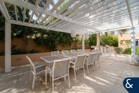 Villa in Arabian Ranches, Dubai 7 bedrooms, 693 sq.m. № 98651 - photo 30