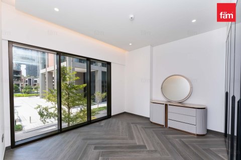 Appartement à Business Bay, Dubai, 3 chambres, 167.7 m², № 124591 - photo 12