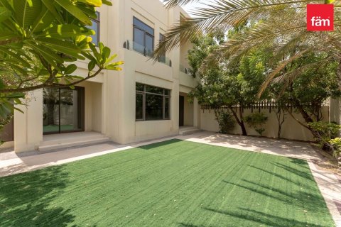 Villa à Reem, Dubai, 4 chambres, 289.4 m², № 124587