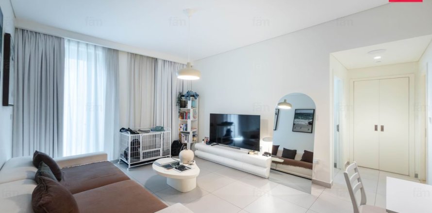 Квартира в Дубае, 1 спальня, 73.1м², № 123284