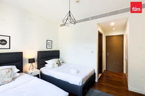 Apartment in City Walk, Dubai 2 bedrooms, 179.2 sq.m. № 123289 - photo 8