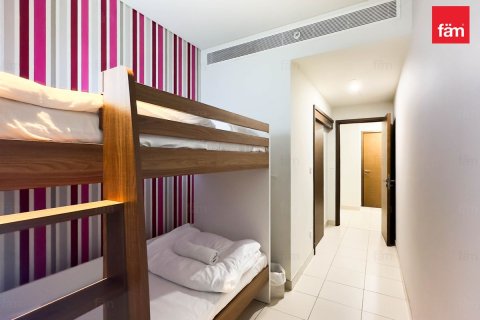 Apartment in City Walk, Dubai 2 bedrooms, 179.2 sq.m. № 123289 - photo 9