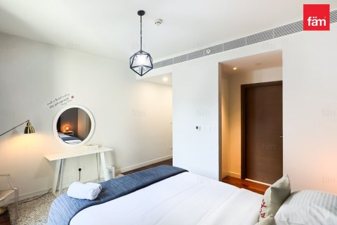 Apartment in City Walk, Dubai 2 bedrooms, 179.2 sq.m. № 123289 - photo 7