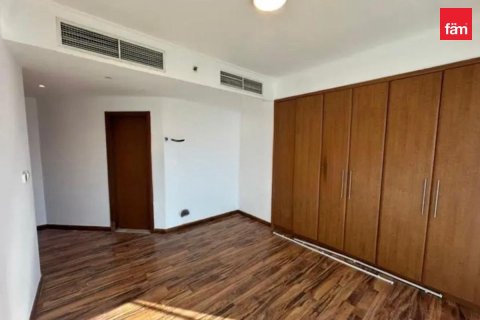 Apartment in Dubai 3 bedrooms, 174.2 sq.m. № 123286 - photo 4