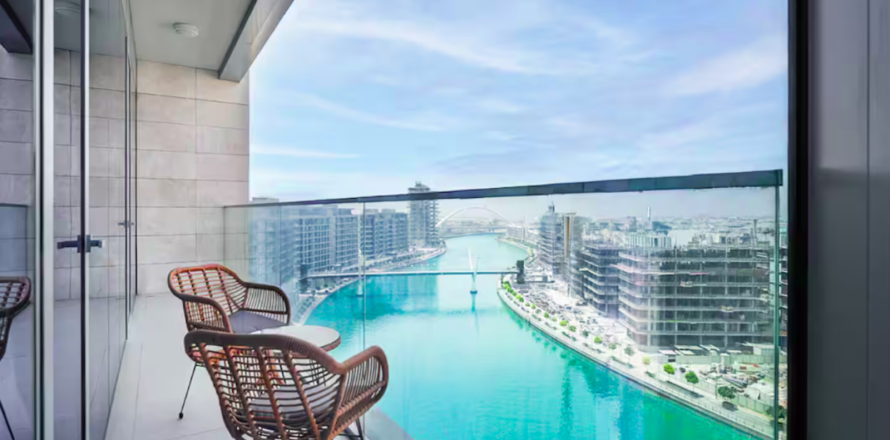 Apartment in Al Safa, Dubai 2 bedrooms, 147 sq.m. № 97333