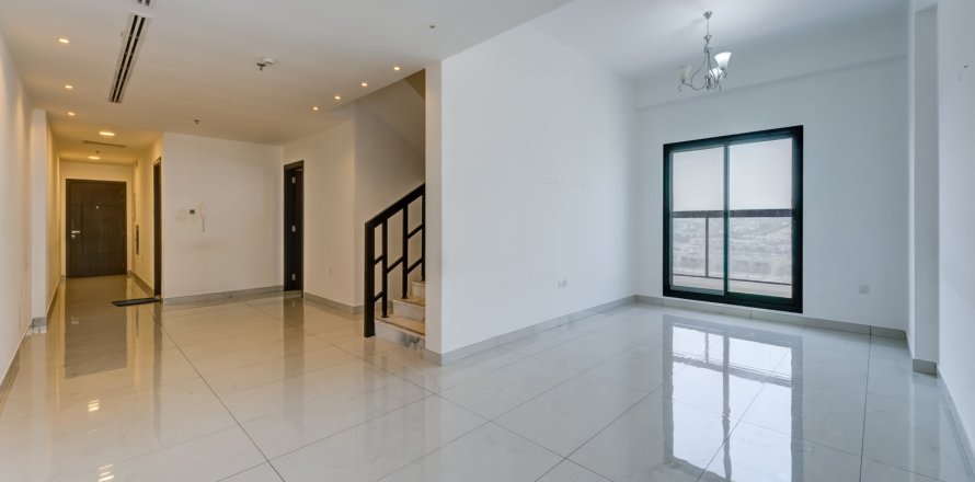 Apartment in Al Furjan, Dubai 3 bedrooms, 219 sq.m. № 97329