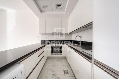 Apartment in Al Habtoor City, Business Bay, Dubai 1 bedroom, 75 sq.m. № 87386 - photo 3