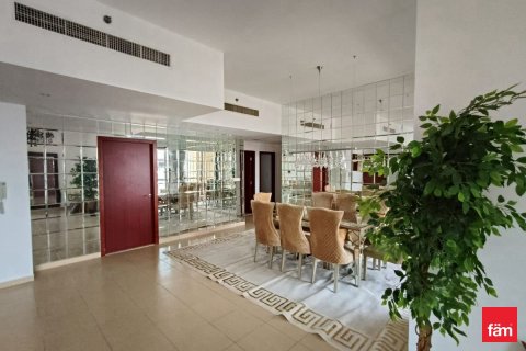 Appartement à Dubai, 3 chambres, 178.9 m², № 41091 - photo 4
