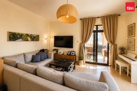 Apartment in Old Town, Dubai 2 bedrooms, 131.7 sq.m. № 118304 - photo 8