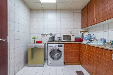 Купить квартиру в Джумейра Лейк Тауэрс, Дубай: 3 спальни, 201.2м², № 1891 - фото 6