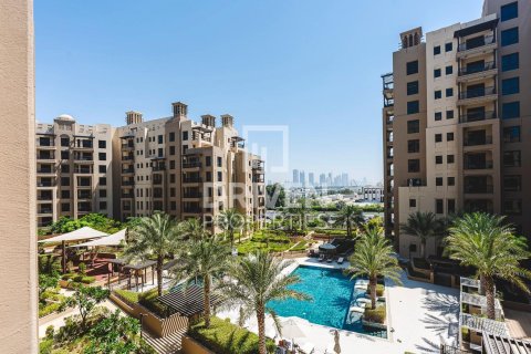 Apartamento en Umm Suqeim 3, Umm Suqeim, Dubai, 2 dormitorios, 100.99 m², № 137146