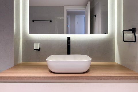 Adosado en Dubai, 3 dormitorios, 212 m², № 102371 - foto 16