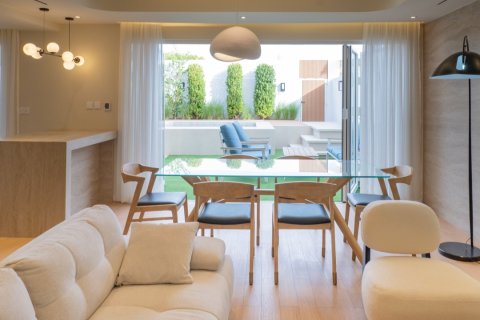 Adosado en Dubai, 3 dormitorios, 212 m², № 102371 - foto 5