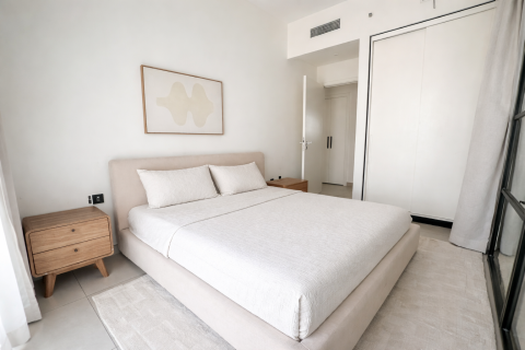 Apartment in Dubai 2 bedrooms, 69 sq.m. № 102372 - photo 8