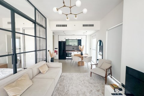 Apartment in Dubai 2 bedrooms, 69 sq.m. № 102372 - photo 4