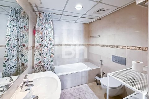 Apartment in Dubai Marina, Dubai 2 bedrooms, 163 sq.m. № 21361 - photo 6