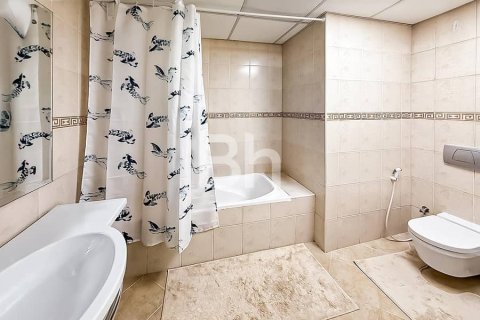 Apartment in Dubai Marina, Dubai 2 bedrooms, 163 sq.m. № 21361 - photo 9