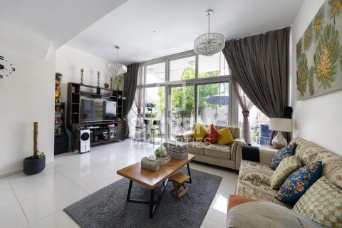 Adosado en Dubai, 2 dormitorios, 133.41 m², № 125288 - foto 2
