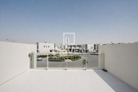 Adosado en Dubai, 2 dormitorios, 133.41 m², № 125288 - foto 18