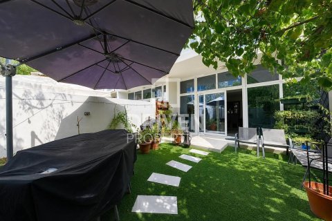 Adosado en Dubai, 2 dormitorios, 133.41 m², № 125288 - foto 15