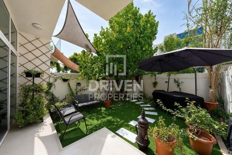 Adosado en Dubai, 2 dormitorios, 133.41 m², № 125288 - foto 14