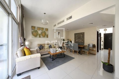 Adosado en Dubai, 2 dormitorios, 133.41 m², № 125288