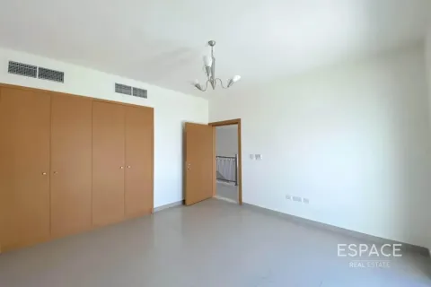Adosado en Al Furjan, Dubai, 3 dormitorios, 301 m², № 122269 - foto 3