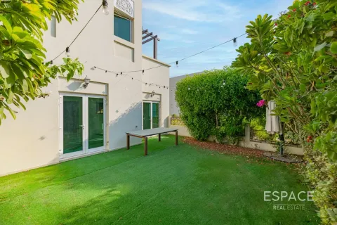 Adosado en Al Furjan, Dubai, 3 dormitorios, 301 m², № 122269 - foto 14