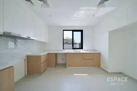 Adosado en Jebel Ali, Dubai, 4 dormitorios, 286 m², № 122264 - foto 11