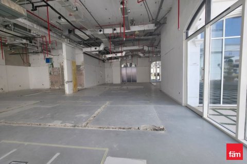 Tienda en Dubai, 119.8 m², № 77669 - foto 4