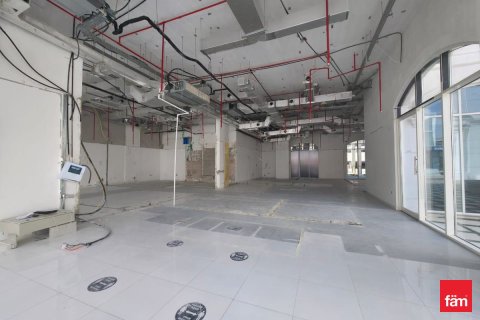 Tienda en Dubai, 119.8 m², № 77669 - foto 7