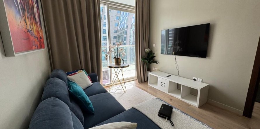 Квартира в Бизнес-Бэе, Дубай, 2 спальни, 83.5м², № 77670