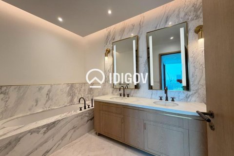 Apartment in Business Bay, Dubai 2 bedrooms, 192.31 sq.m. № 122029 - photo 7