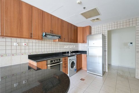 Снять в аренду квартиру в Дубай Марине, Дубай: 2 спальни, 120.8м², № 42775 - фото 10