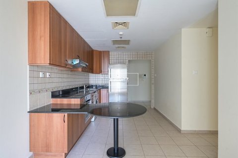Снять в аренду квартиру в Дубай Марине, Дубай: 2 спальни, 120.8м², № 42775 - фото 8