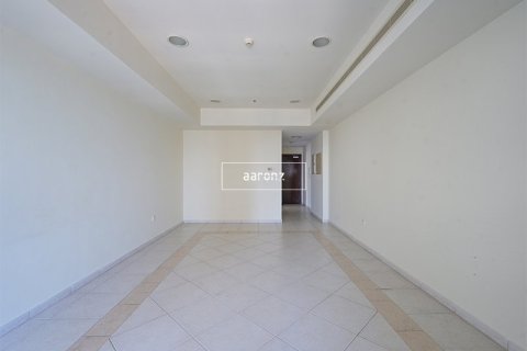 Снять в аренду квартиру в Дубай Марине, Дубай: 2 спальни, 120.8м², № 42775 - фото 1