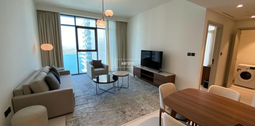 Apartamento en Dubai, 1 dormitorio, 67.8 m², № 42777