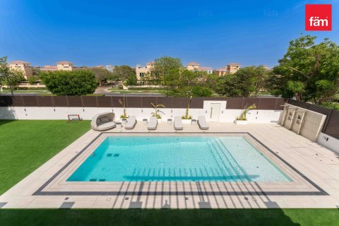 Villa en Dubai, 5 dormitorios, 1279.5 m², № 13781 - foto 25