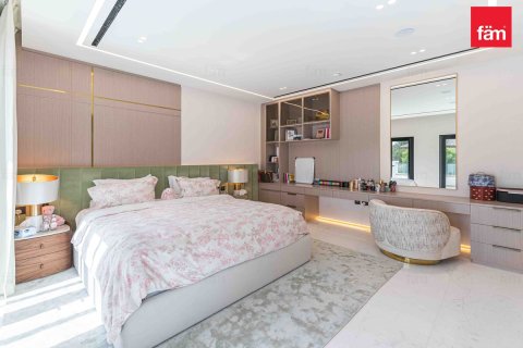 Villa en Dubai, 5 dormitorios, 1279.5 m², № 13781 - foto 12